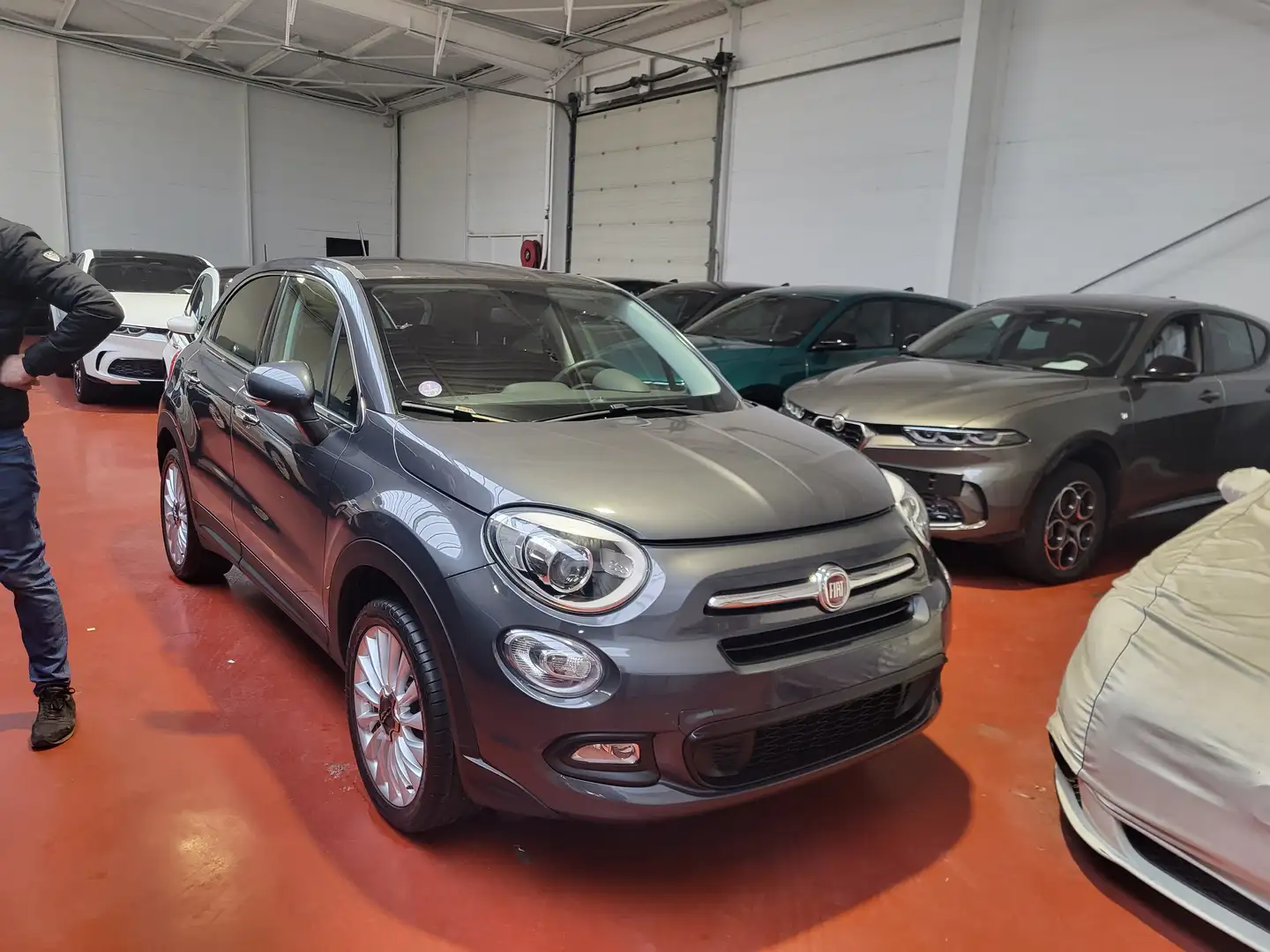 Fiat 500X 1.6i E-torq Lounge Grijs - 1