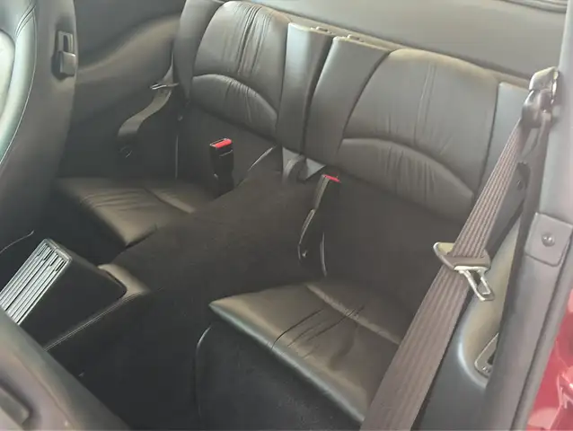 Porsche 911 view 11