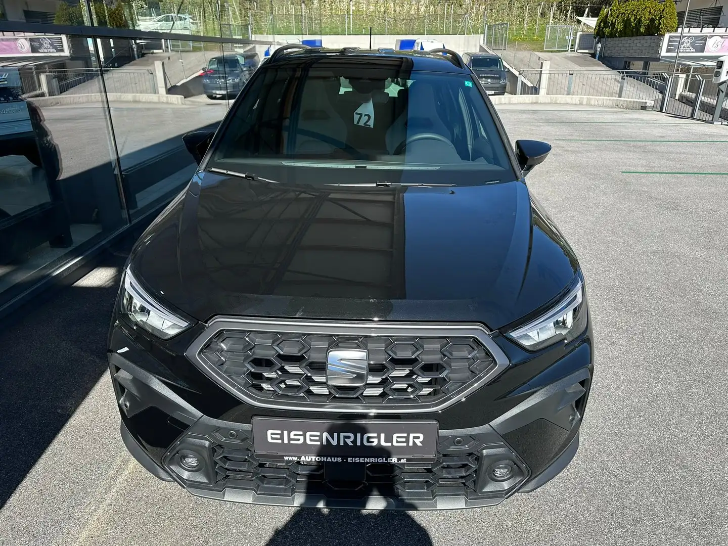 SEAT Arona FR 1.0 TSI Schwarz - 2