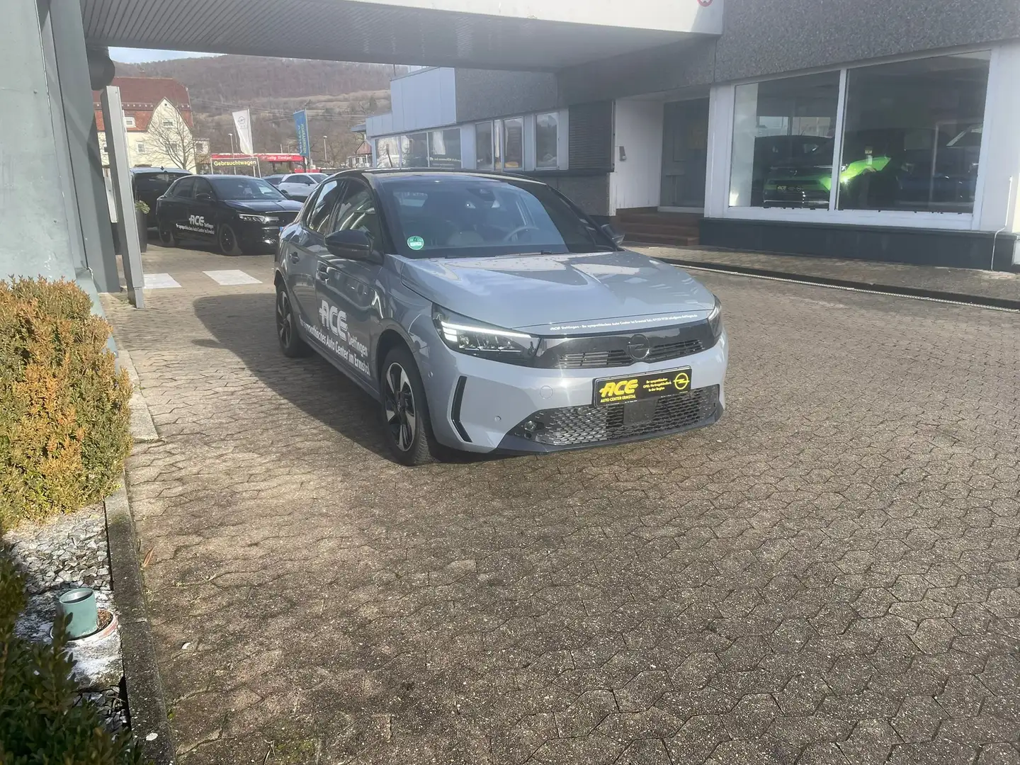 Opel Corsa-e GS*LongRange*Kamera*11KW-Charger* Grau - 2