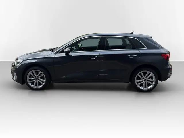 Audi A3 view 10