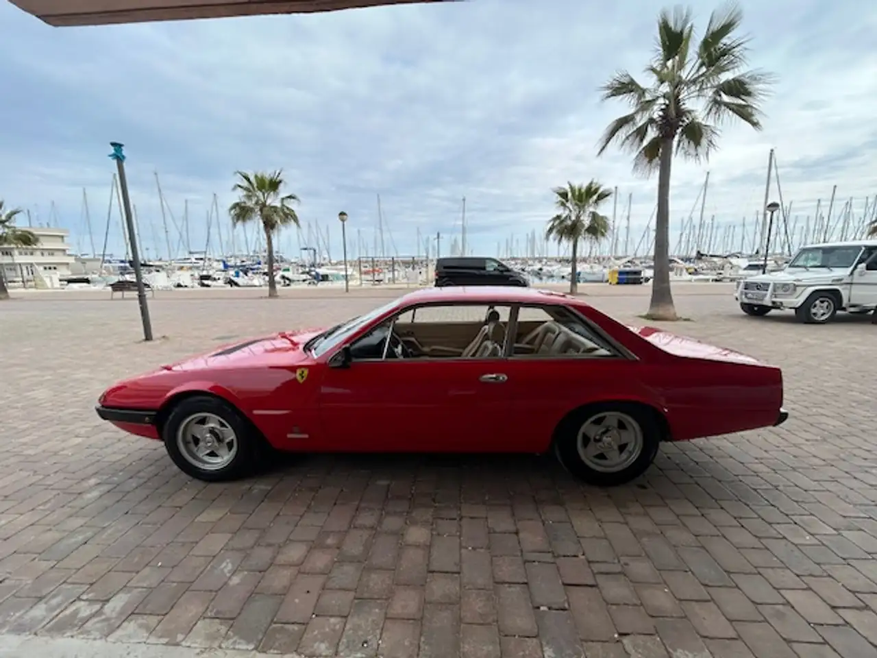 Ferrari 365 GT4 2 + 2, foto 6