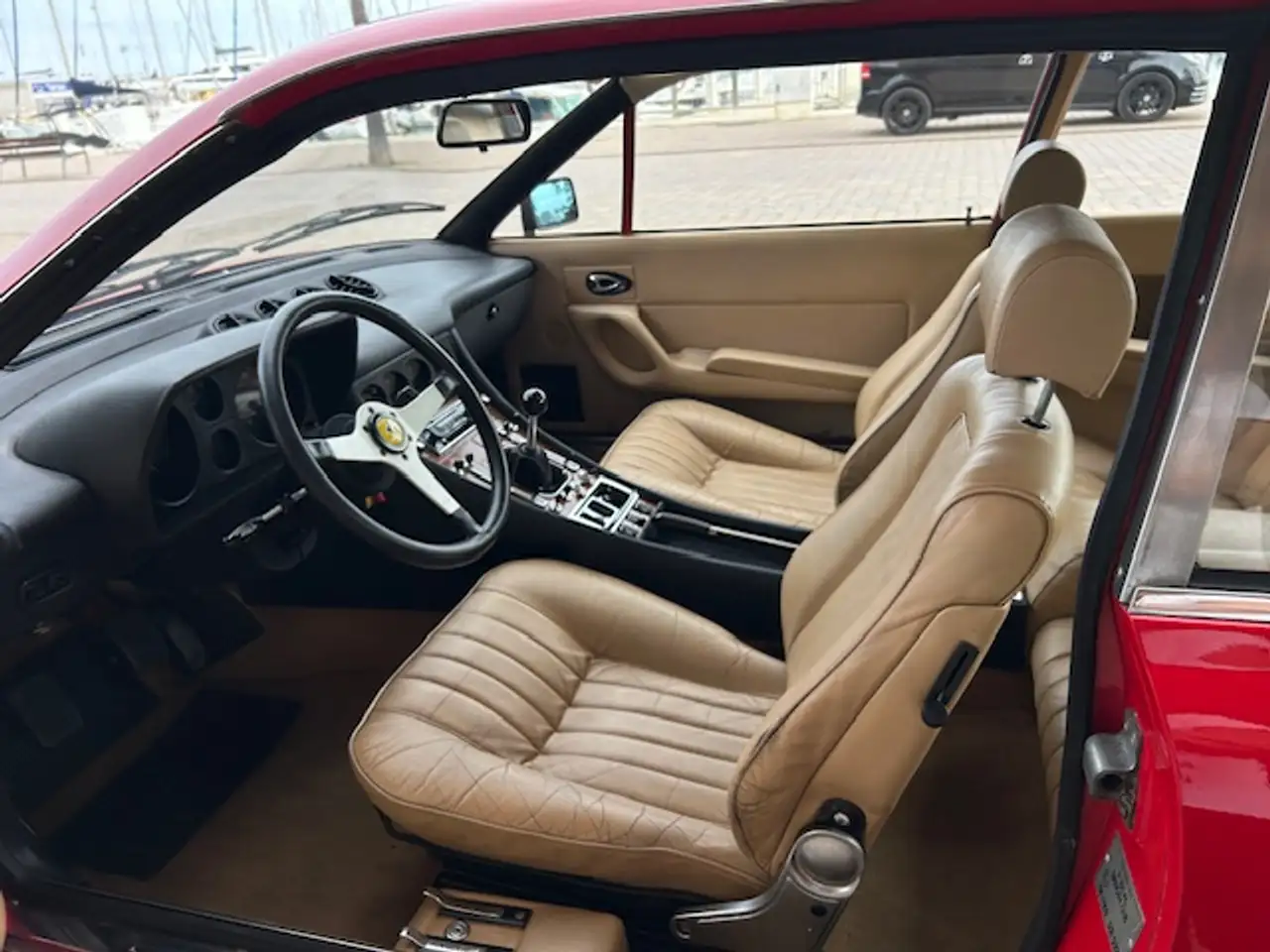 Ferrari 365 GT4 2 + 2, foto 10