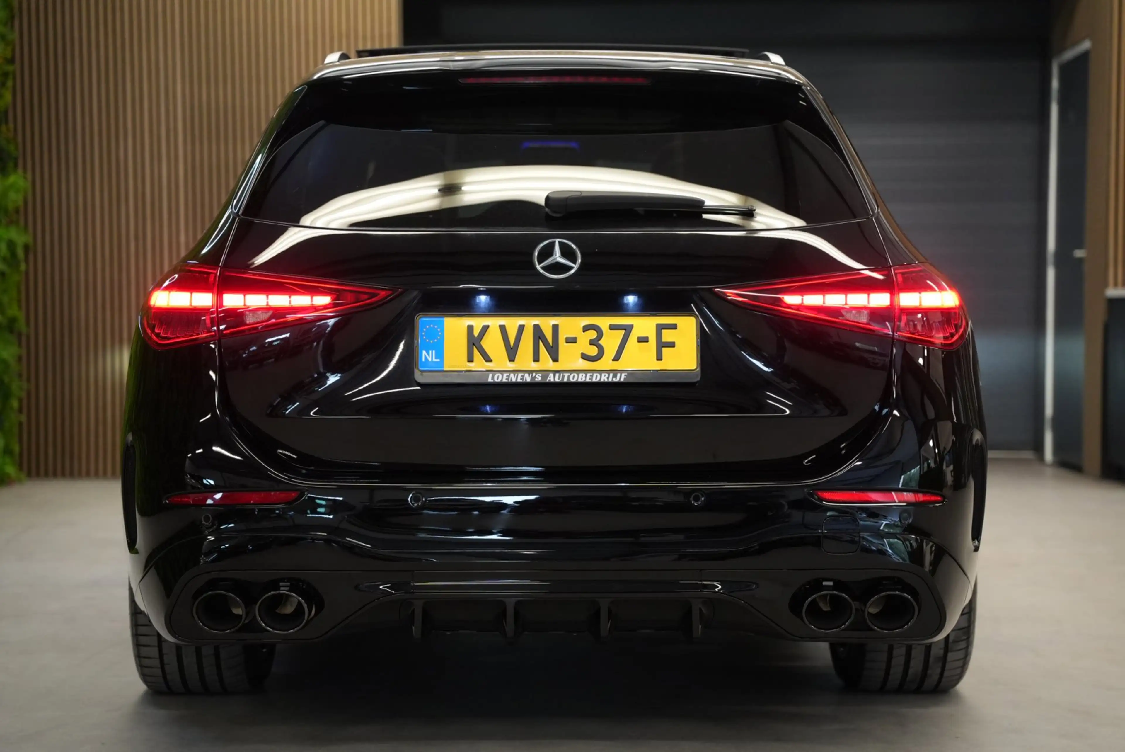 Mercedes-Benz C 300 Estate e AMG Line / Panorama dak / Trekhaak / Acht — photo 12