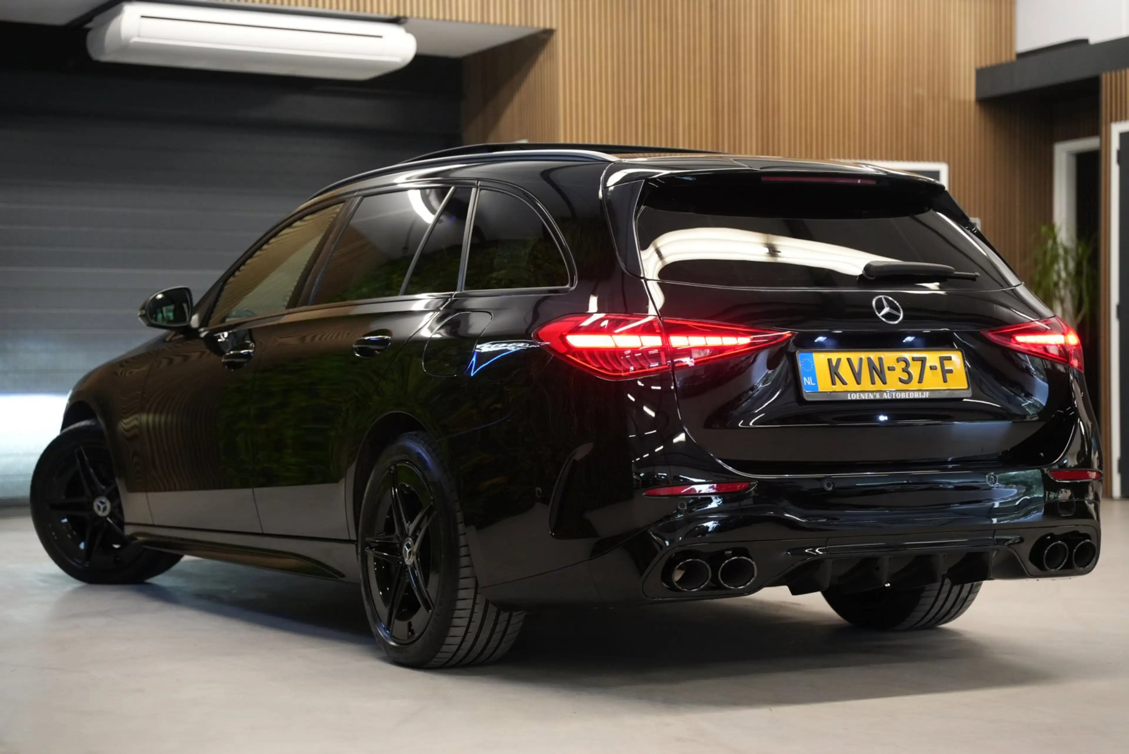 Mercedes-Benz C 300 Estate e AMG Line / Panorama dak / Trekhaak / Acht — photo 6