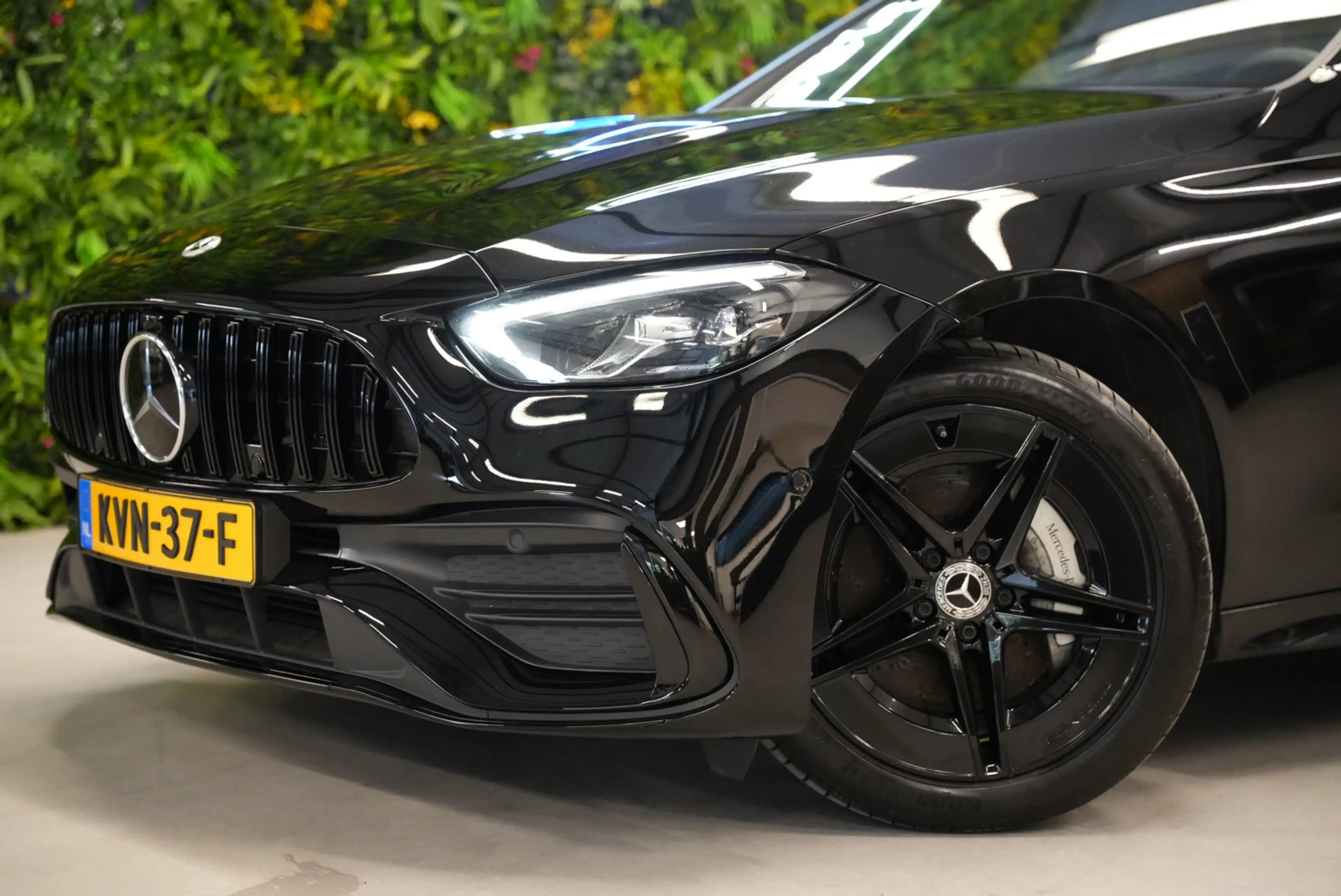 Mercedes-Benz C 300 Estate e AMG Line / Panorama dak / Trekhaak / Acht — photo 13