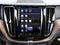 Volvo XC60 Ultimate Dark AWD B4 Diesel EU6d HUD StandHZG AHK Schwarz - thumbnail 8