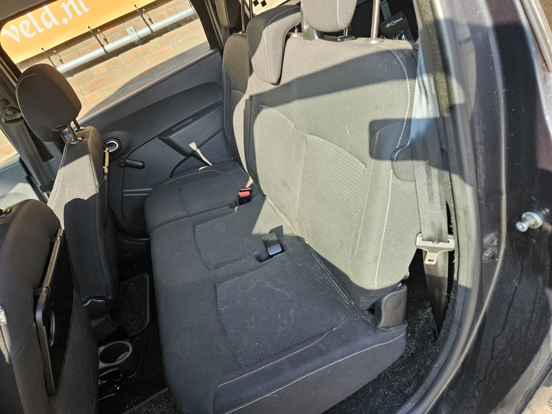 Dacia Lodgy 1.6 SCe Bi-Fuel Lauréate 5p. — photo 25