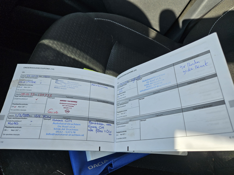 Dacia Lodgy 1.6 SCe Bi-Fuel Lauréate 5p. — photo 24