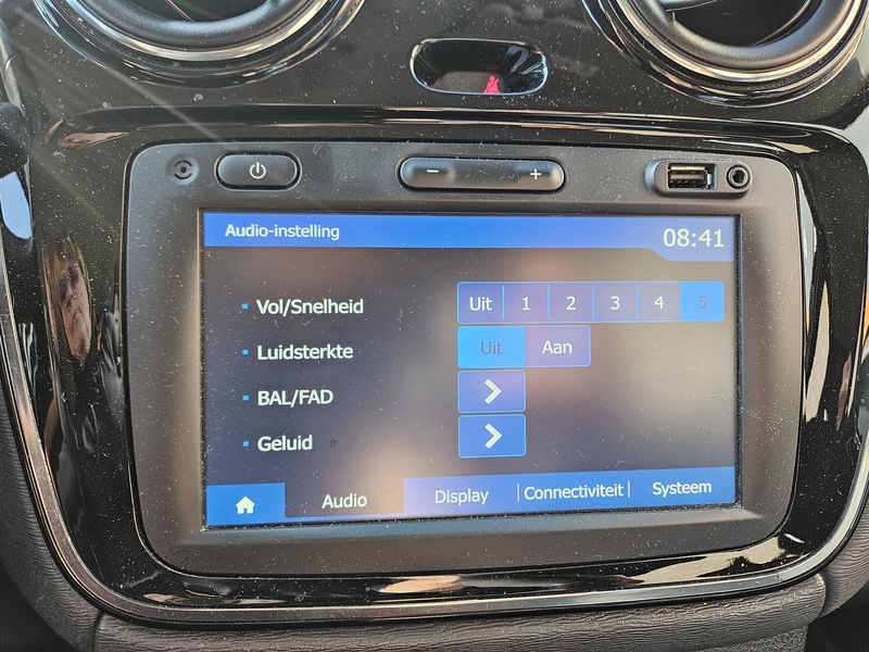 Dacia Lodgy 1.6 SCe Bi-Fuel Lauréate 5p. — photo 13