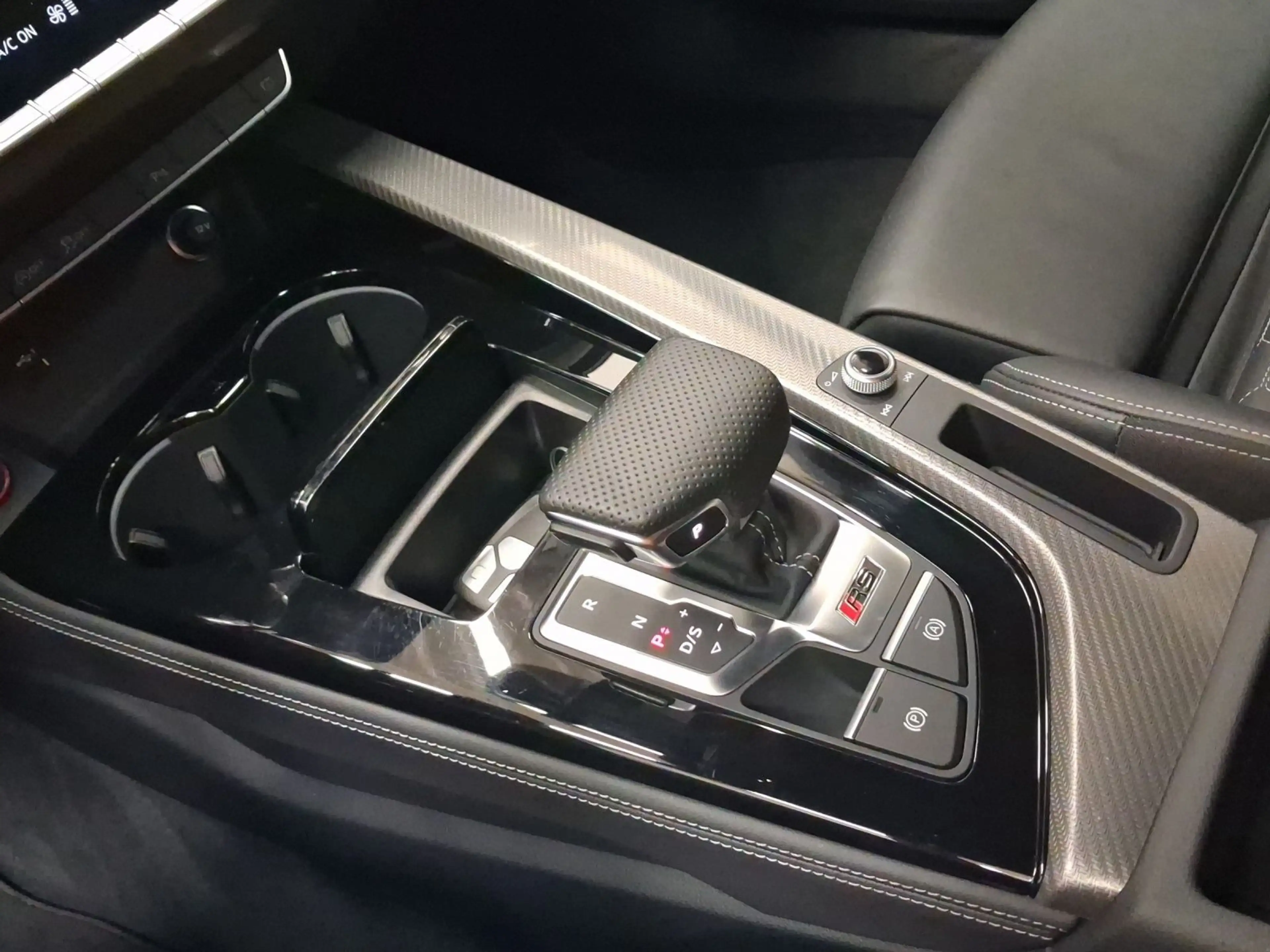 Audi RS4 RS4 Avant TFSI Q LEDER B&O LM20 — photo 11