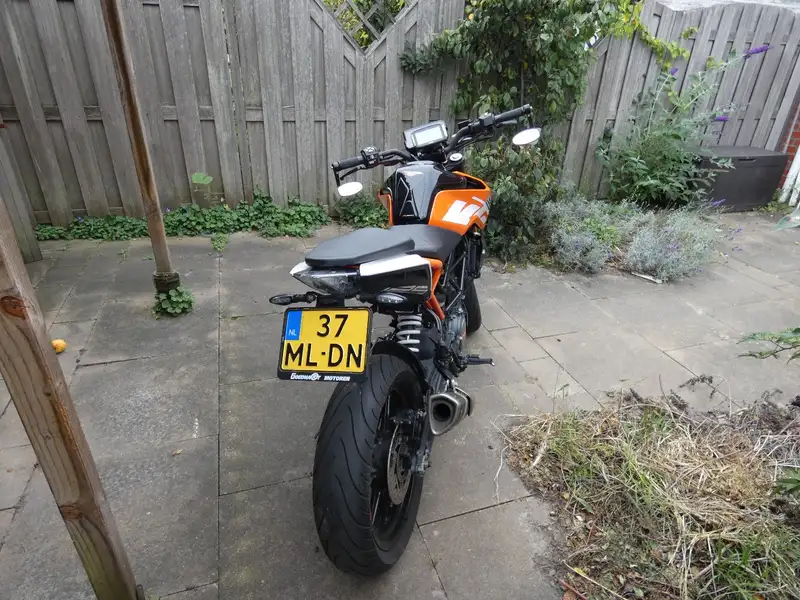 KTM 125 Duke - foto 3