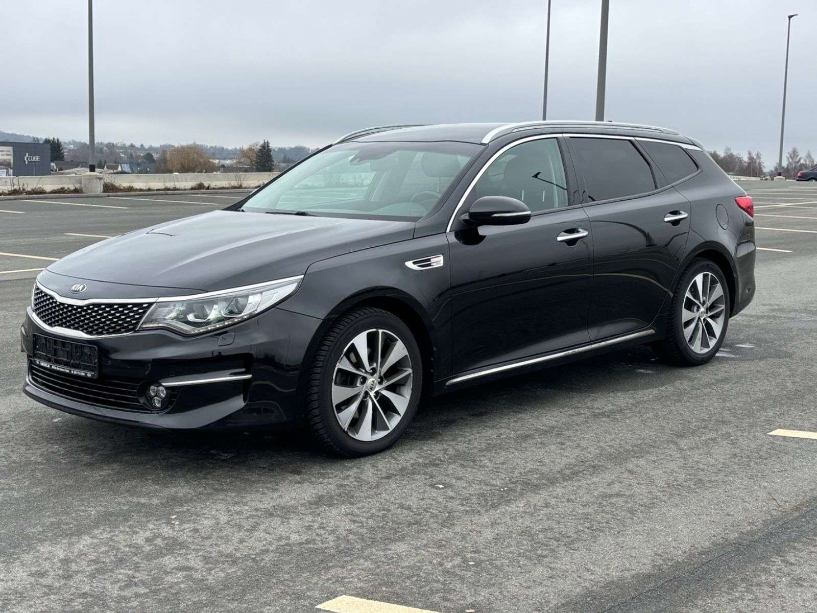 Second hand Kia Optima 1.7