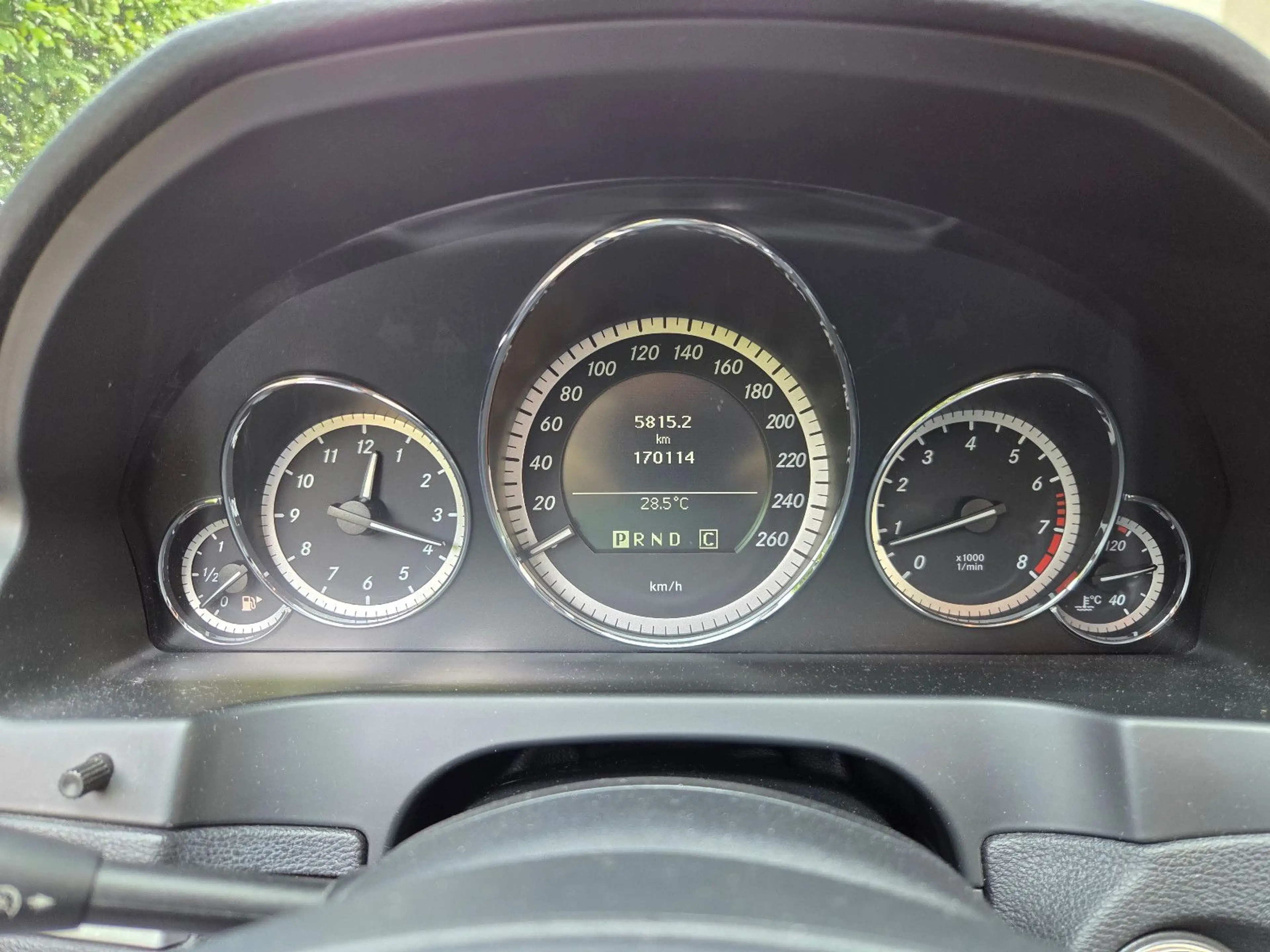 Mercedes-Benz E 250 CGI BE Coupe PDC SHZ TEILLEDER — photo 15