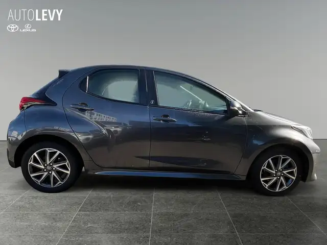Toyota Yaris view 7