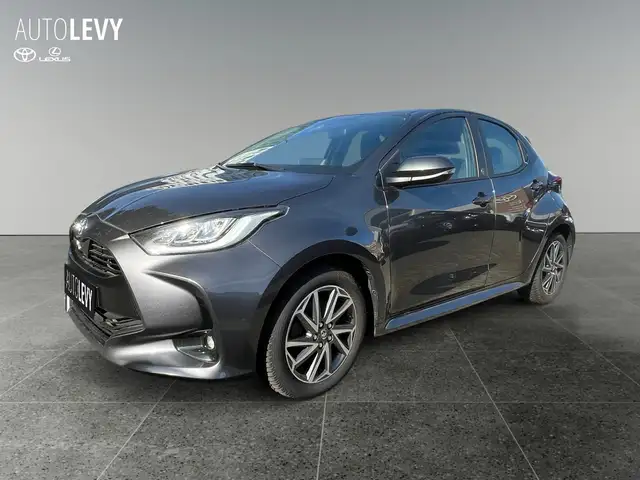 Toyota Yaris view 2