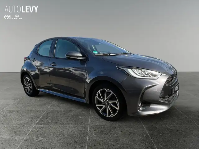 Toyota Yaris view 8