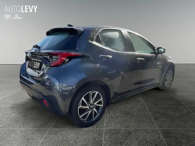 Toyota Yaris view 6