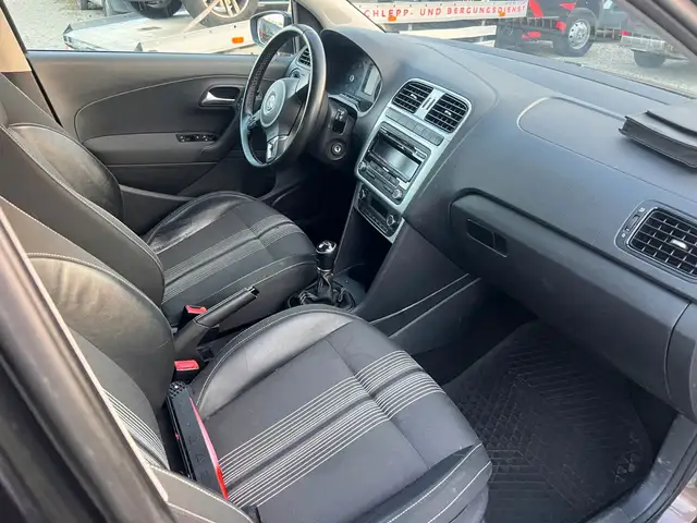 Volkswagen Polo view 9
