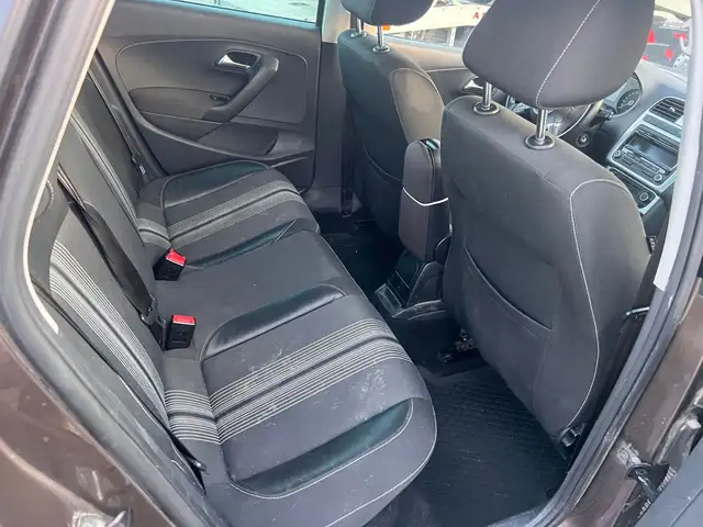 Volkswagen Polo view 12