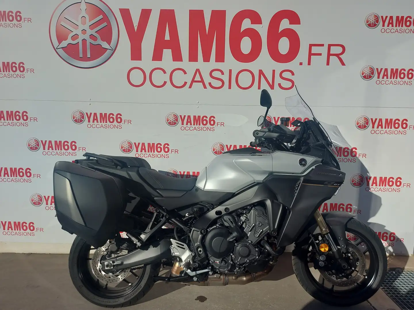 Yamaha Tracer 9 GT Gris - 1