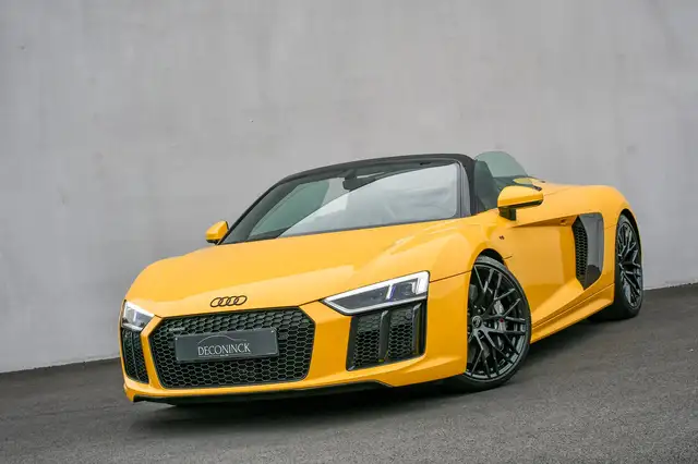 Audi R8 5.2i V10 SPYDER *CERAMIC BRAKES*SPORT EXHAUST*B&O*