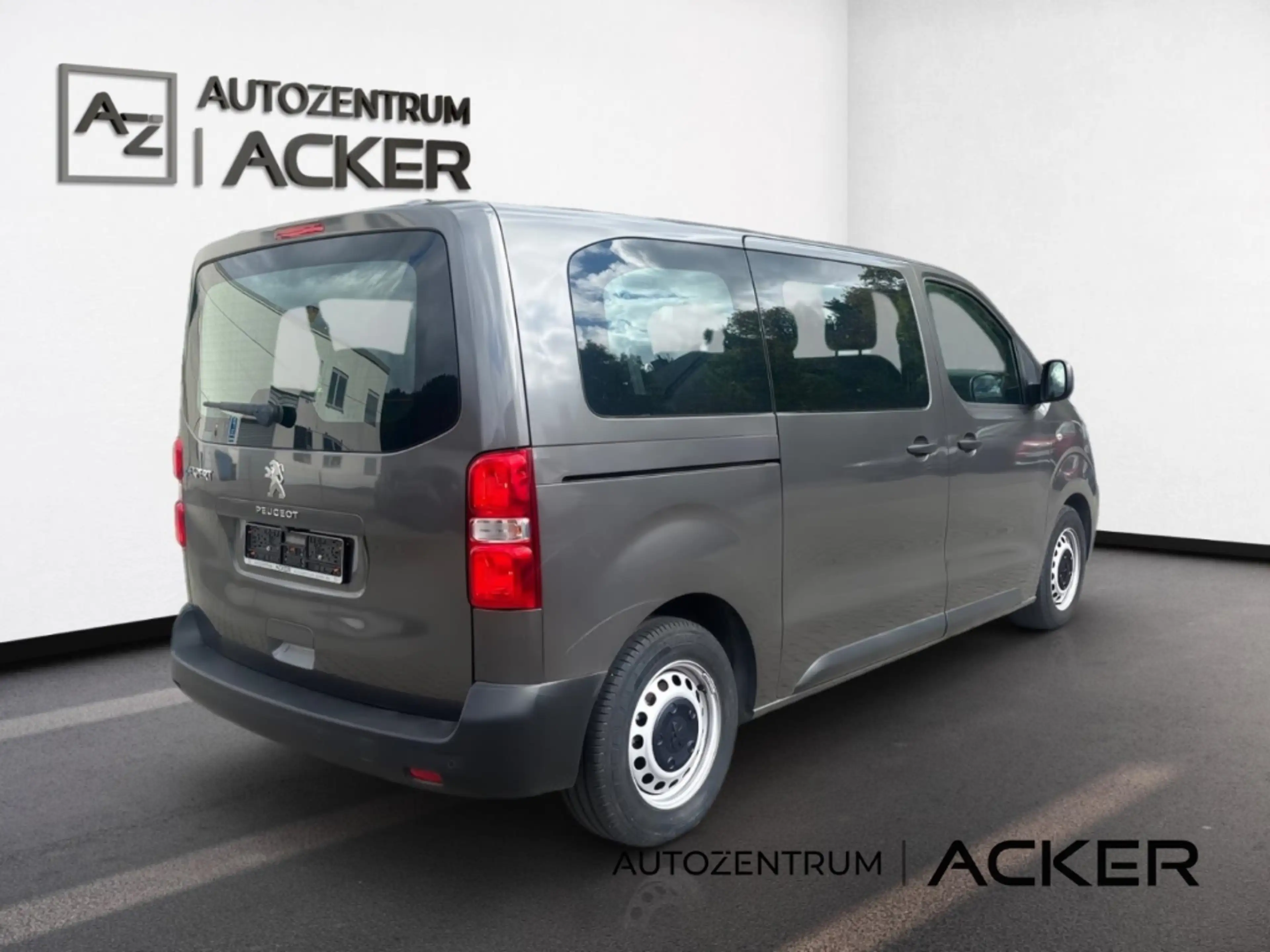 Peugeot Expert Kombi L2 Elektro 75kWh 360Kam/9-Sitzer — photo 7