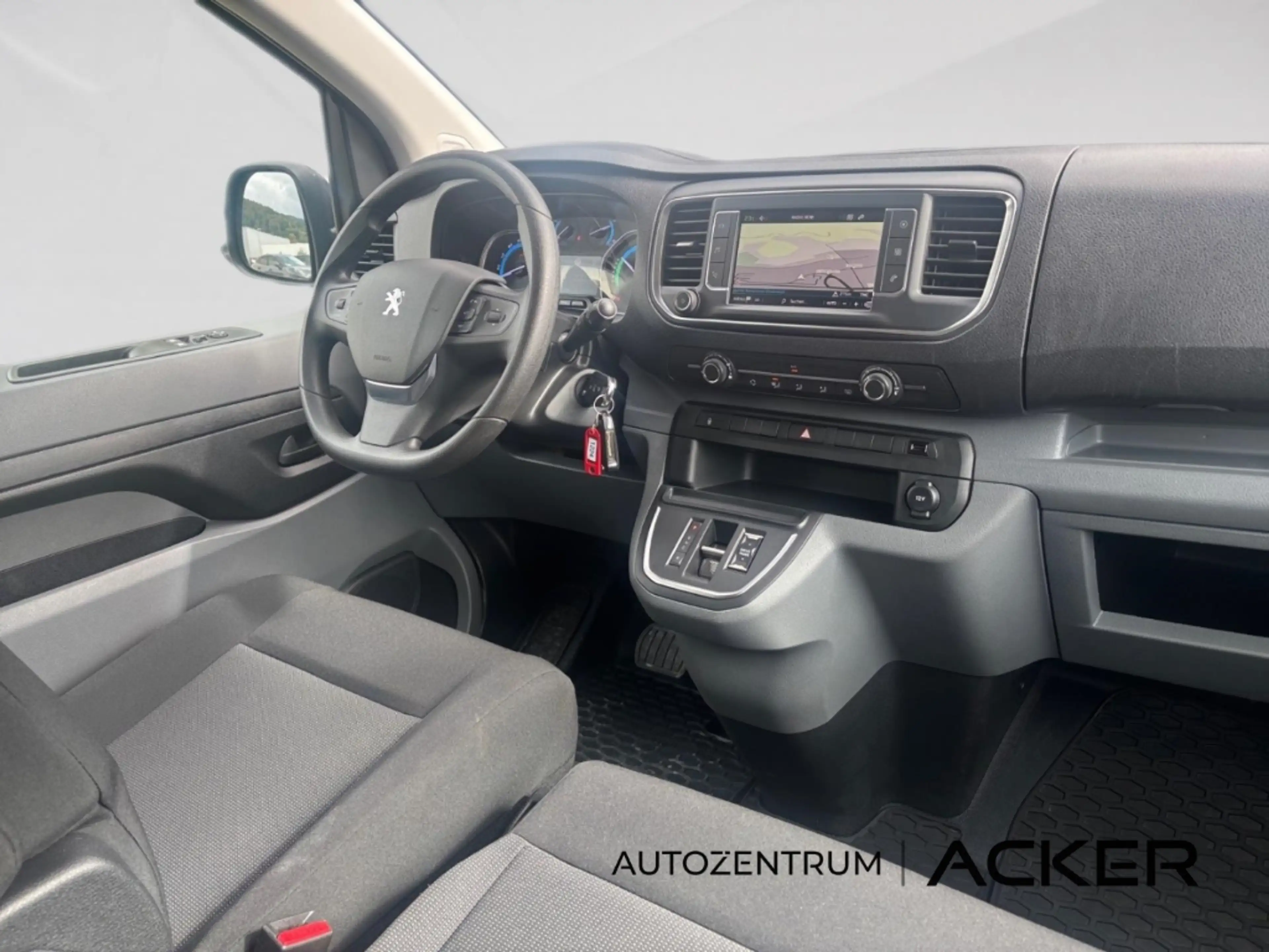 Peugeot Expert Kombi L2 Elektro 75kWh 360Kam/9-Sitzer — photo 14