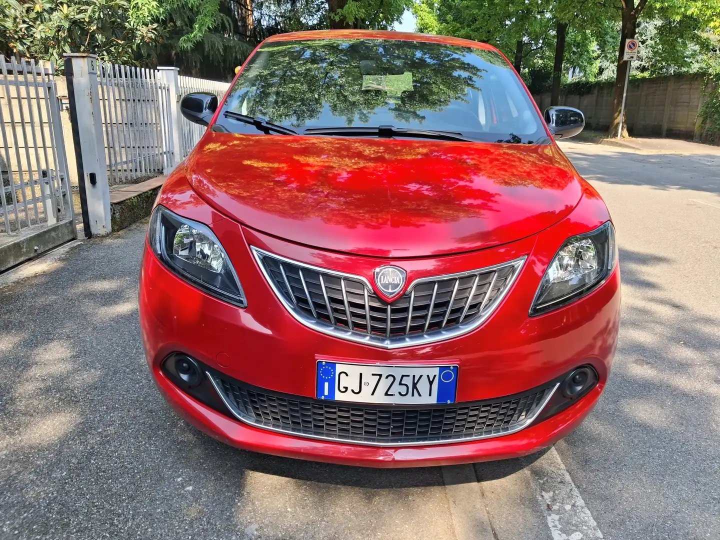 Lancia Ypsilon Elefantino Rojo - 2