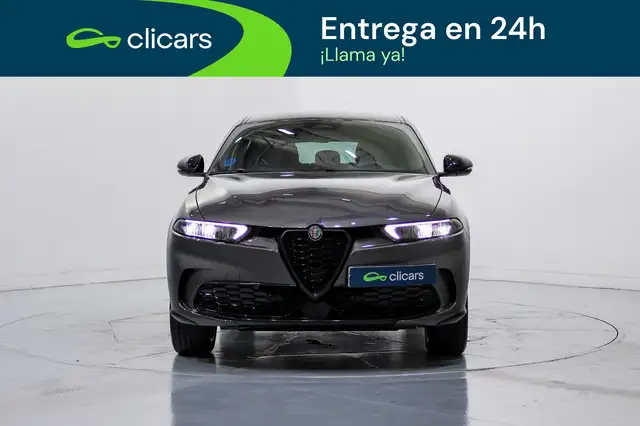 Alfa Romeo Tonale view 2