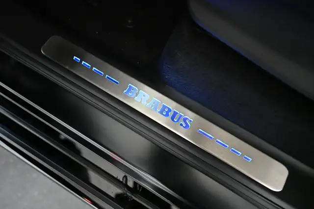 Mercedes-Benz G-Class view 30
