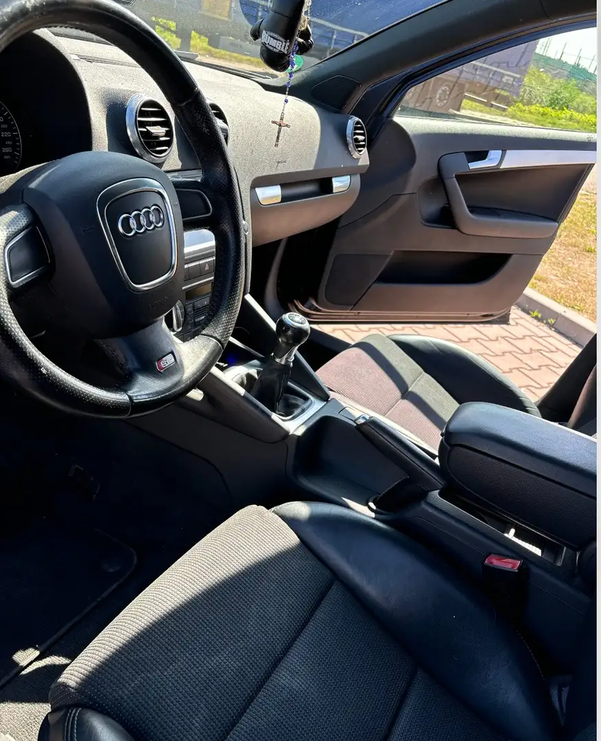 Audi A3 A3 1.4 TFSI Ambition PL Zwart - 2