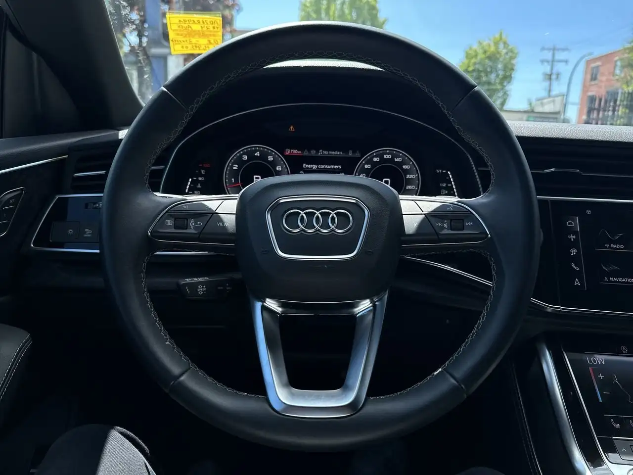 Audi Q8 снимка Audi Q8