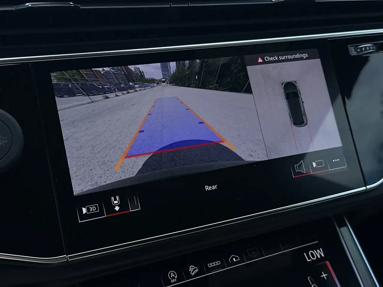 Audi Q8 снимка Audi Q8