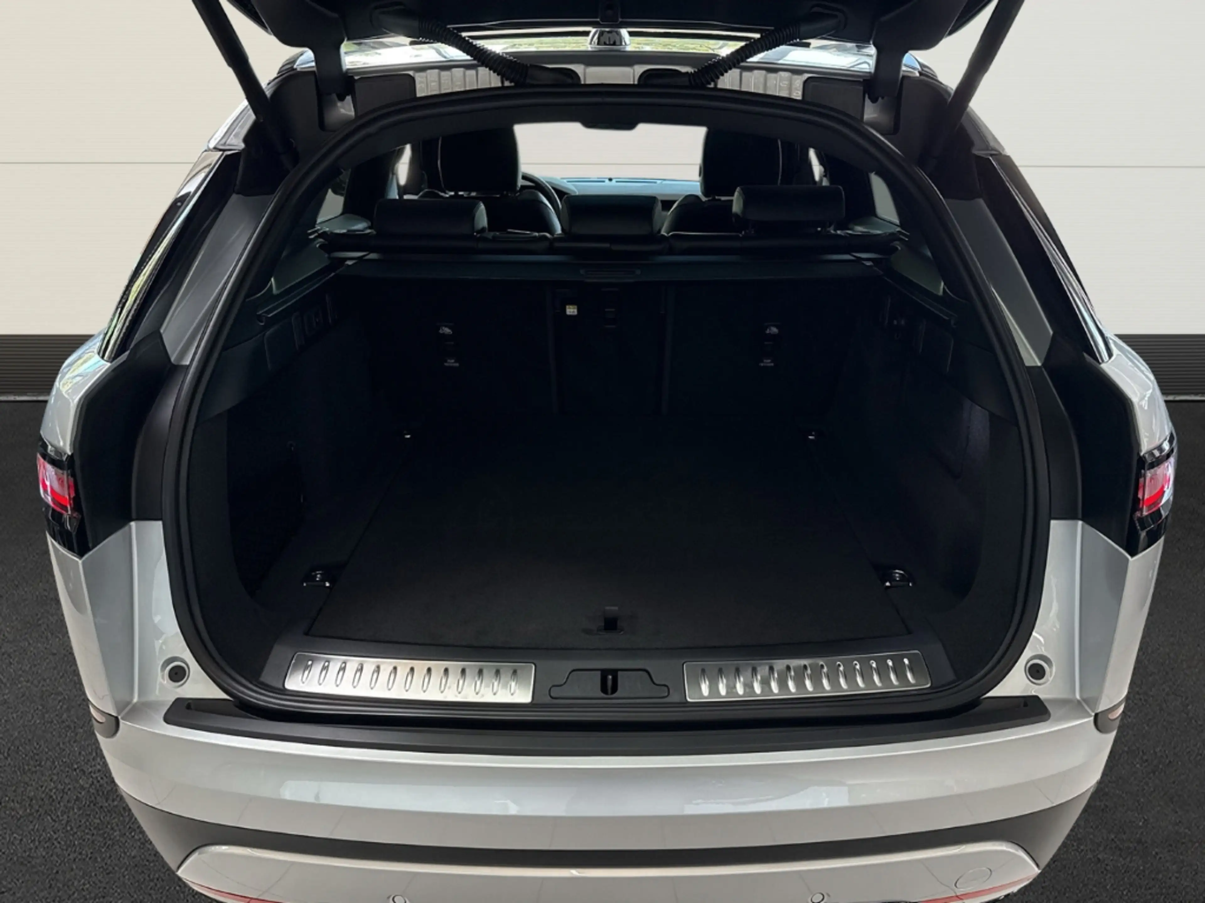 Land Rover Range Rover Velar D200 S+Pano+ACC+Meridian+360 Grad Kamera — photo 8