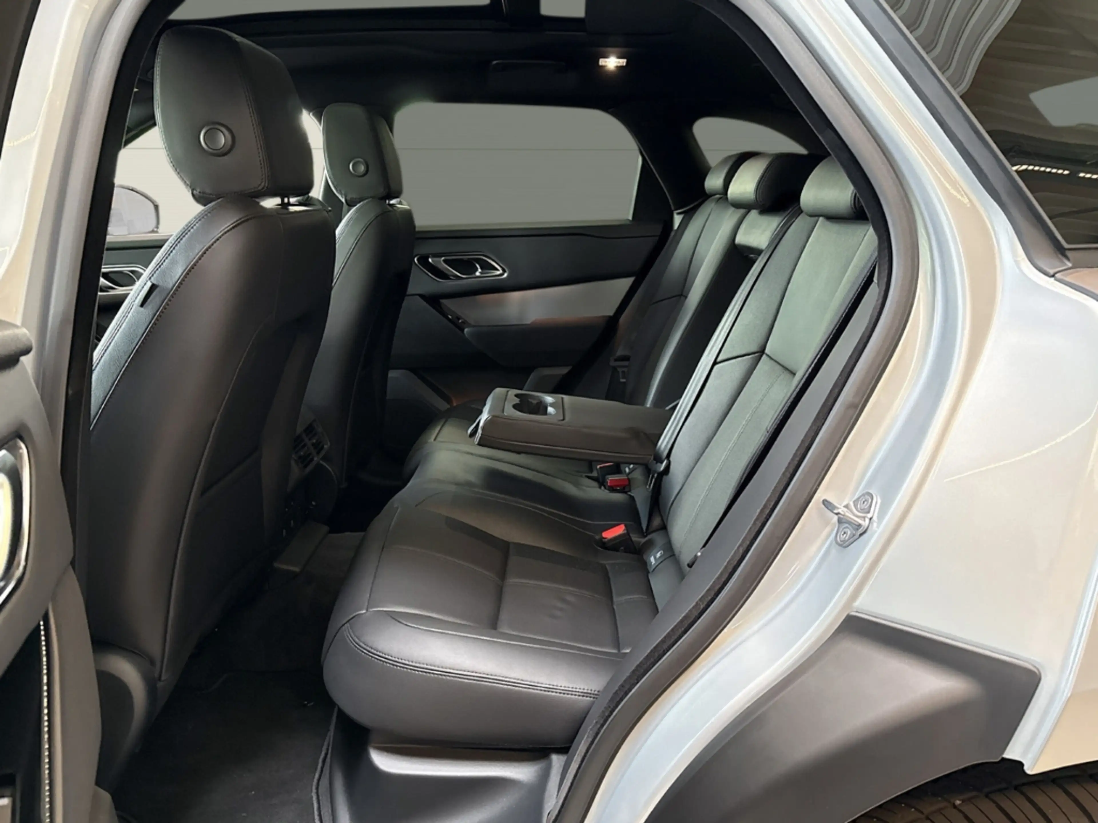 Land Rover Range Rover Velar D200 S+Pano+ACC+Meridian+360 Grad Kamera — photo 11