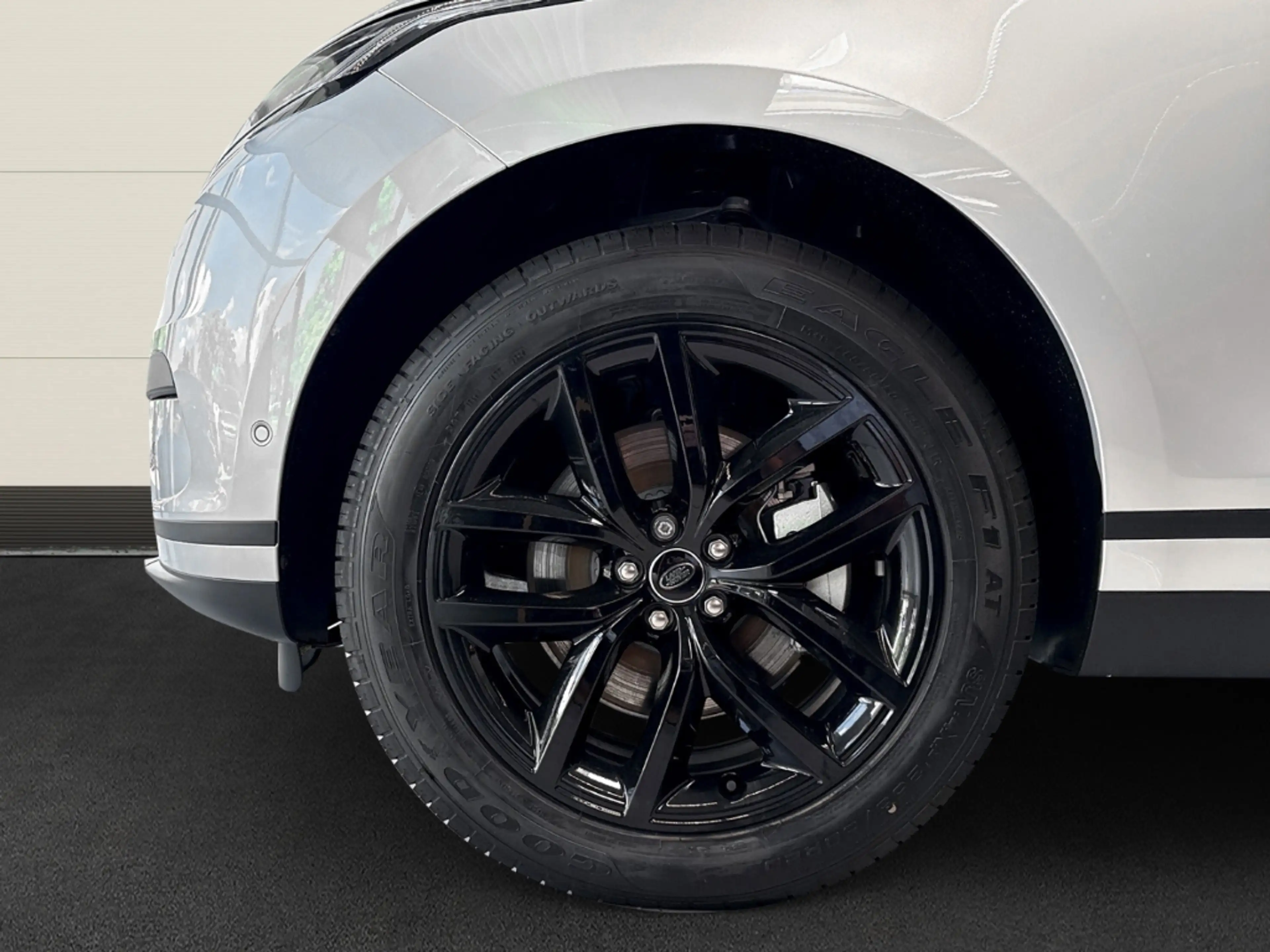 Land Rover Range Rover Velar D200 S+Pano+ACC+Meridian+360 Grad Kamera — photo 7