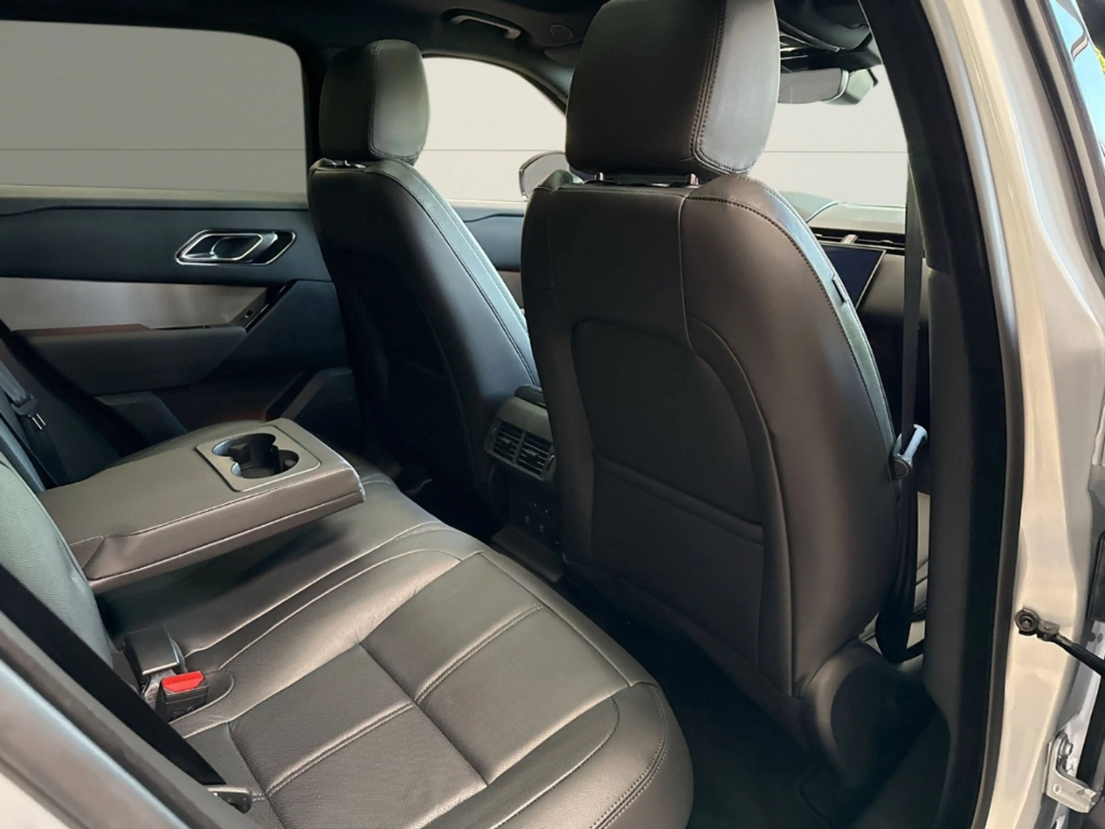 Land Rover Range Rover Velar D200 S+Pano+ACC+Meridian+360 Grad Kamera — photo 15