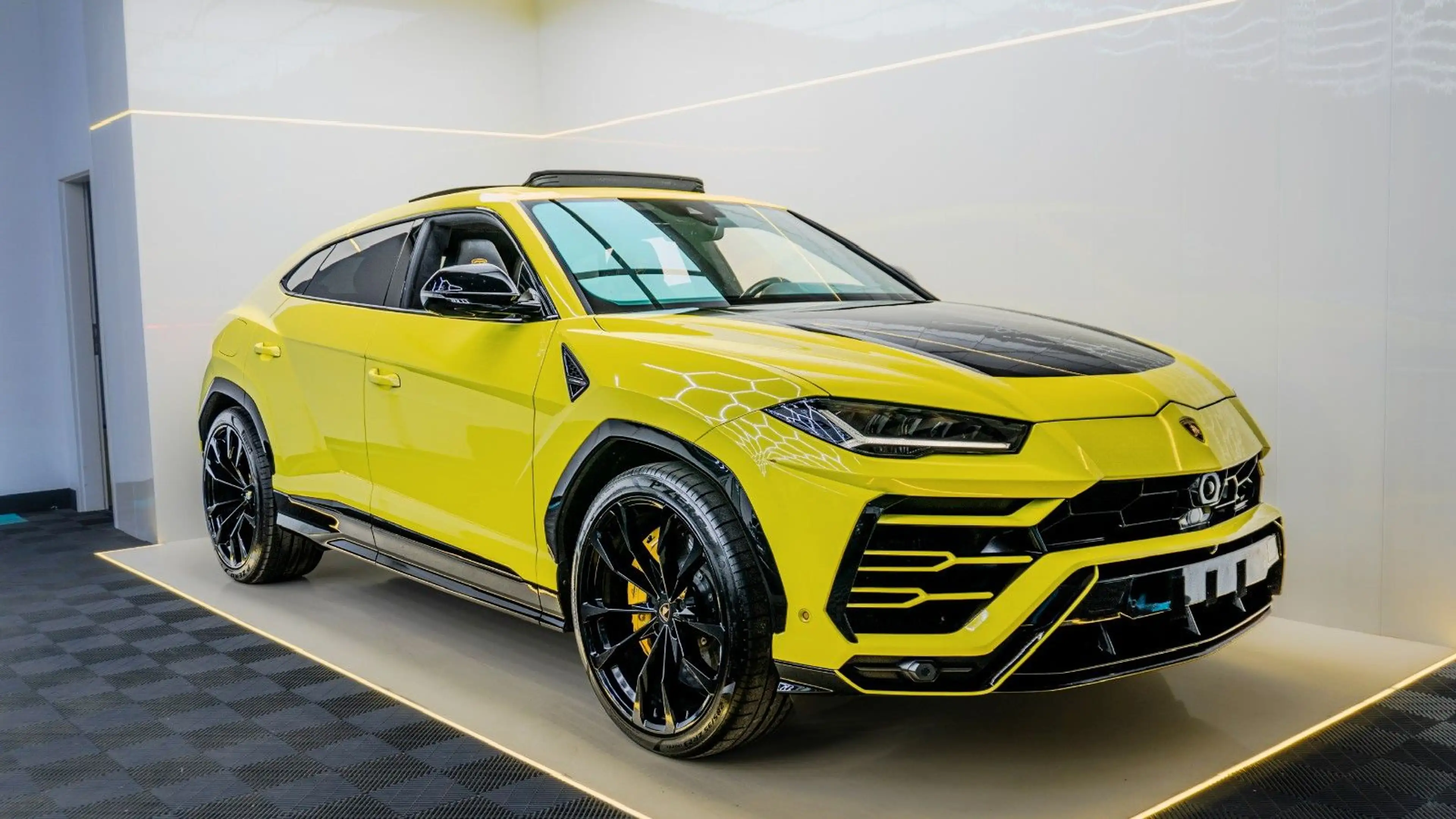 Lamborghini Urus URUS 4.0 V8 CARBON/PANO/360/HUD/23*/ALCANTARA