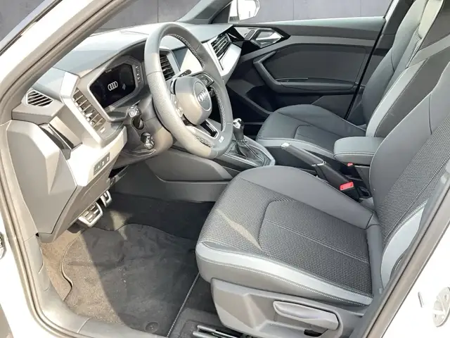 Audi A1 view 10