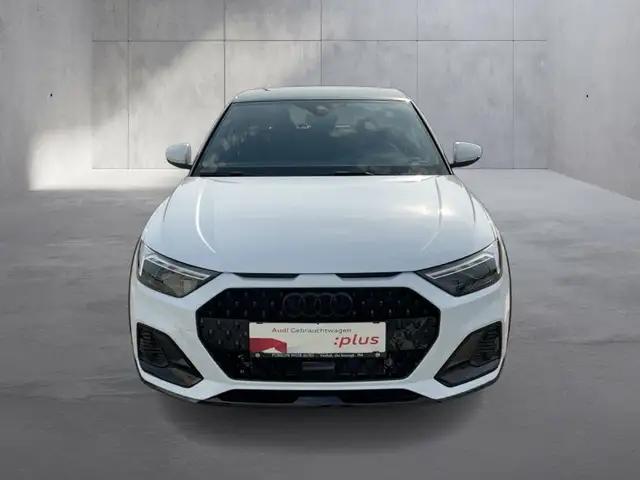 Audi A1 view 8