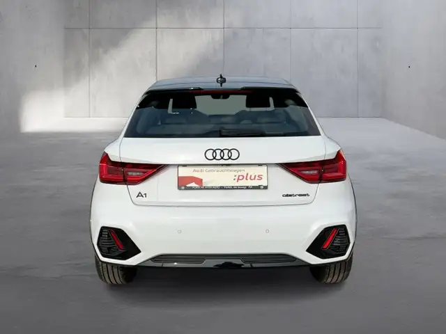 Audi A1 view 4