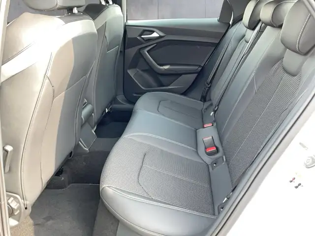 Audi A1 view 11