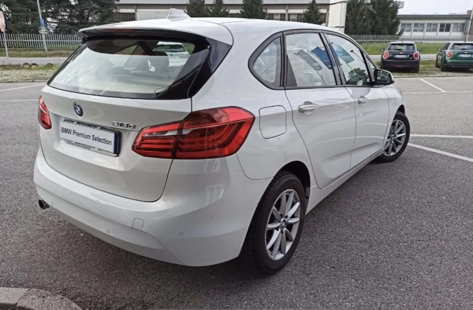 BMW 218 218d Active Tourer + PELLE + TETTO - 2