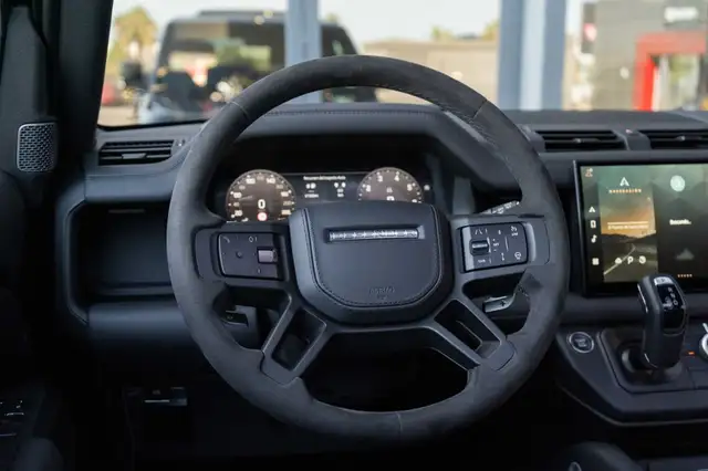 Land Rover Defender view 10