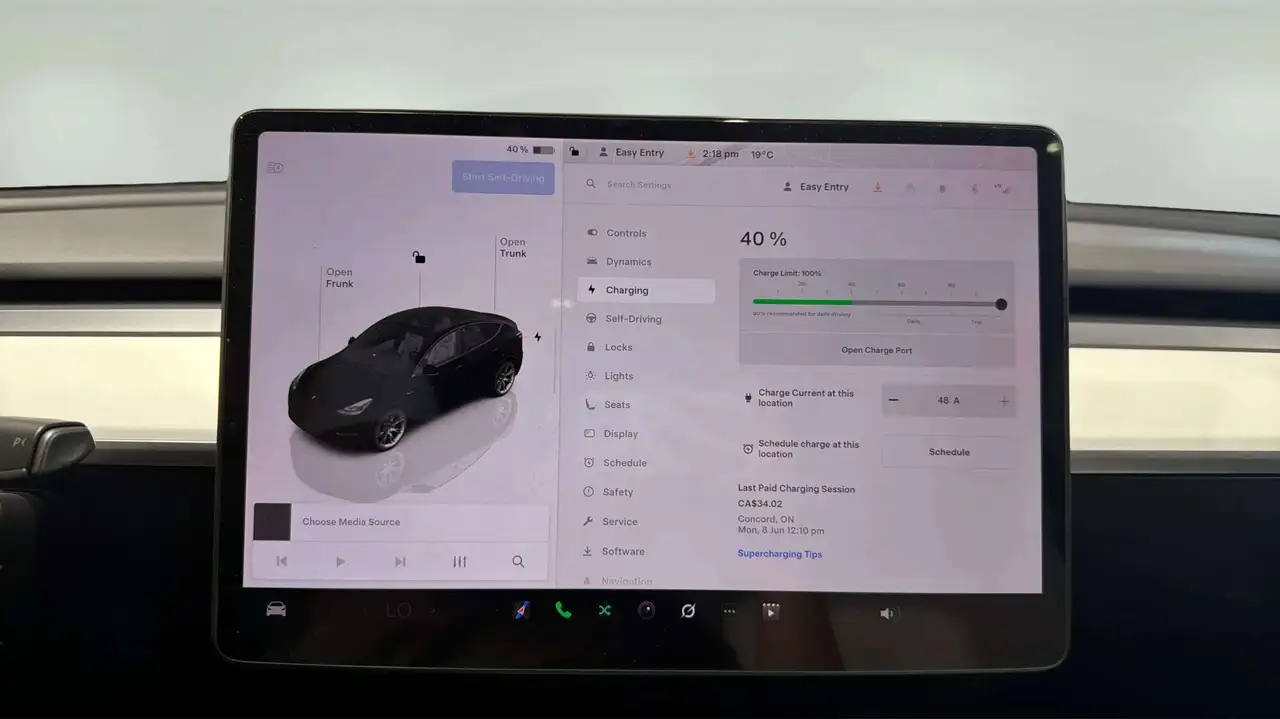 Tesla Model Y photo Tesla Model Y