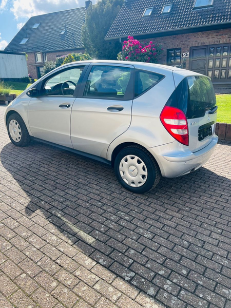 Mercedes-Benz A 150 CLASSIC Klima, Parktronic, AHK