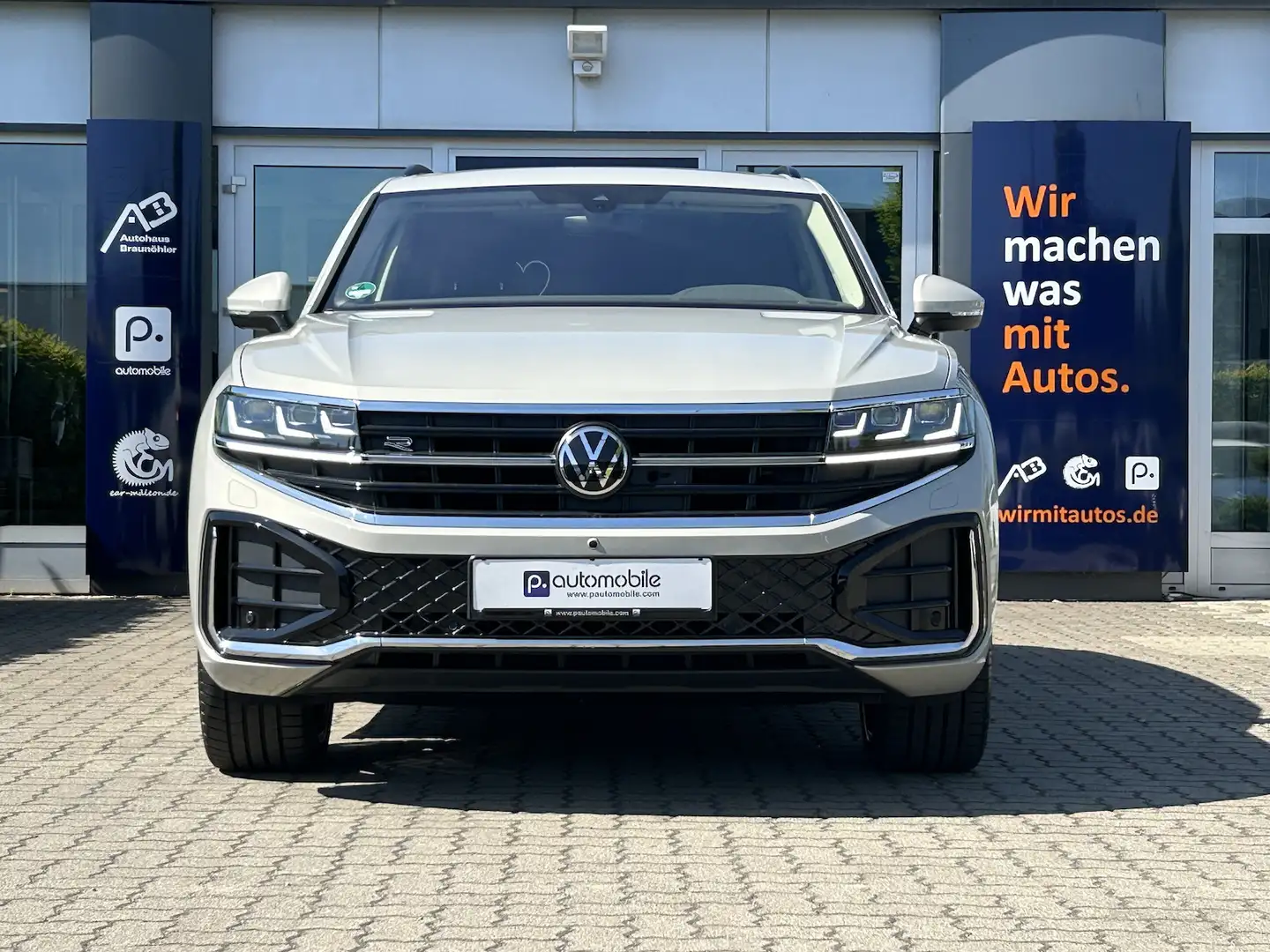 Volkswagen Touareg 3.0 TDI DSG 4Motion R-Line Black Style Beige - 1