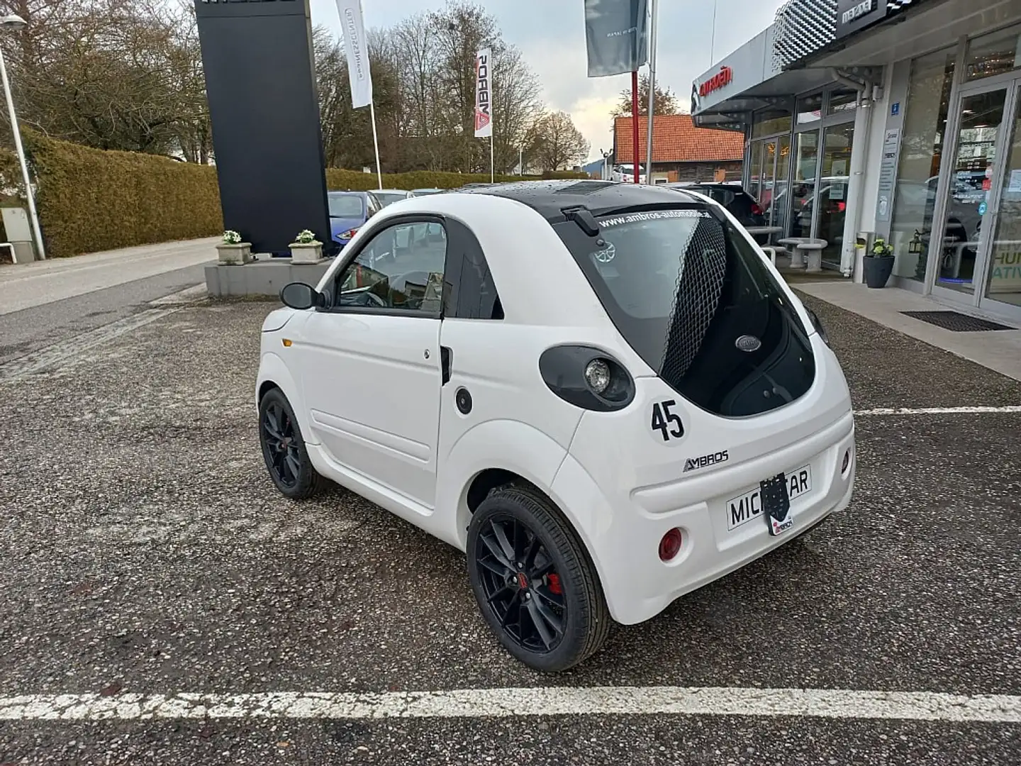 Microcar Due DUE 6 Initial + Alufelgen **Autofahren ab 15 Ja... Bílá - 2