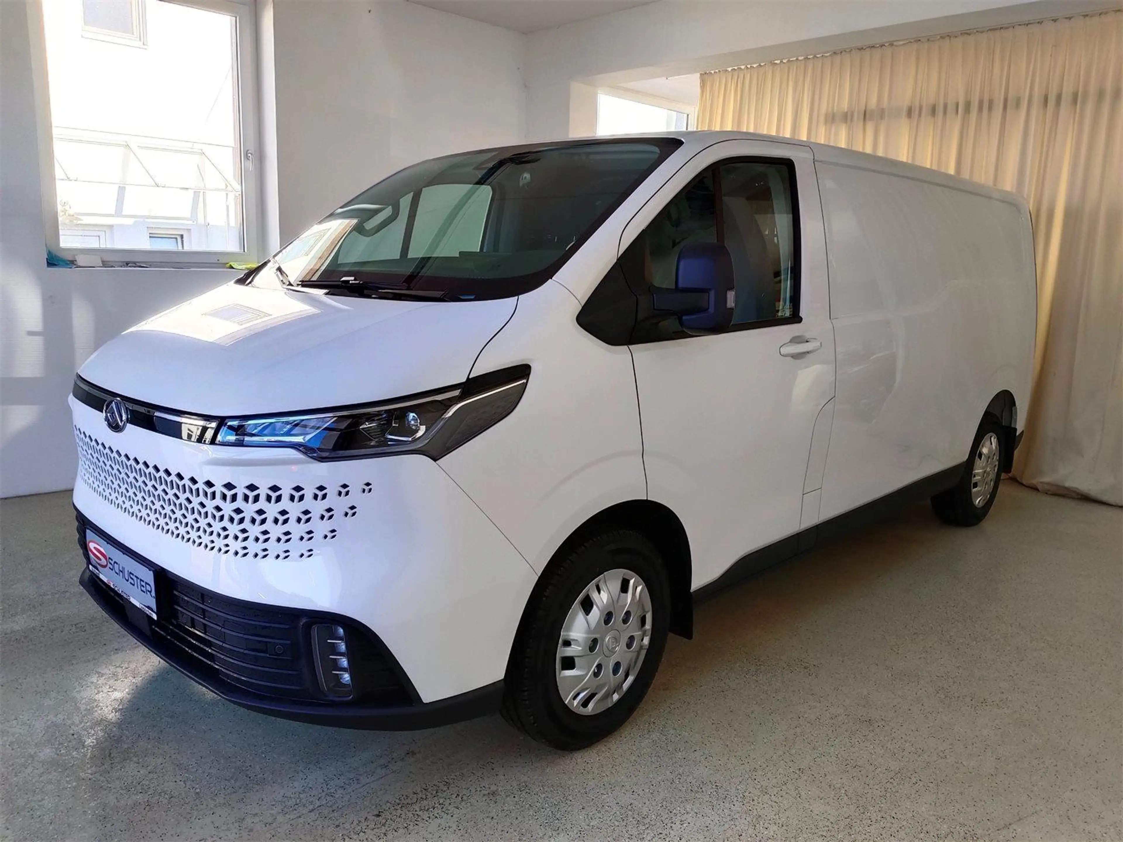 Maxus Deliver 7 *L2H1* — photo 3